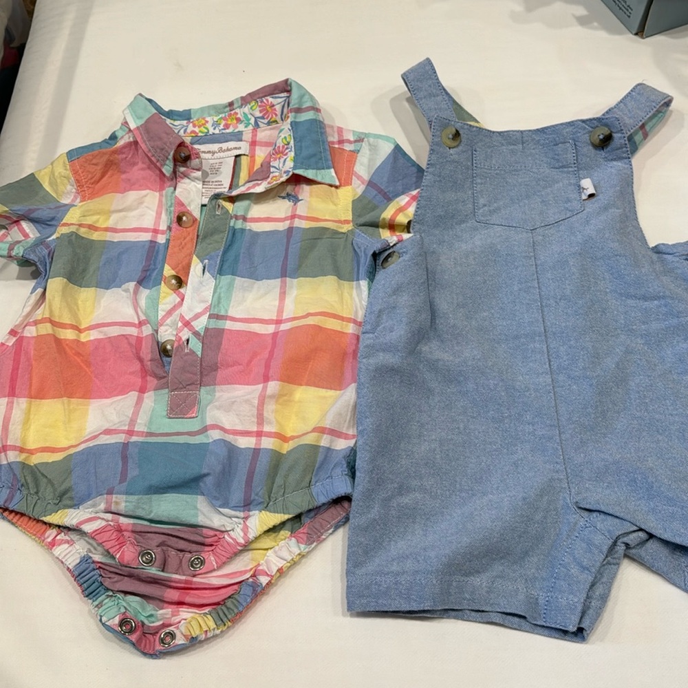 Tommy Bahama set